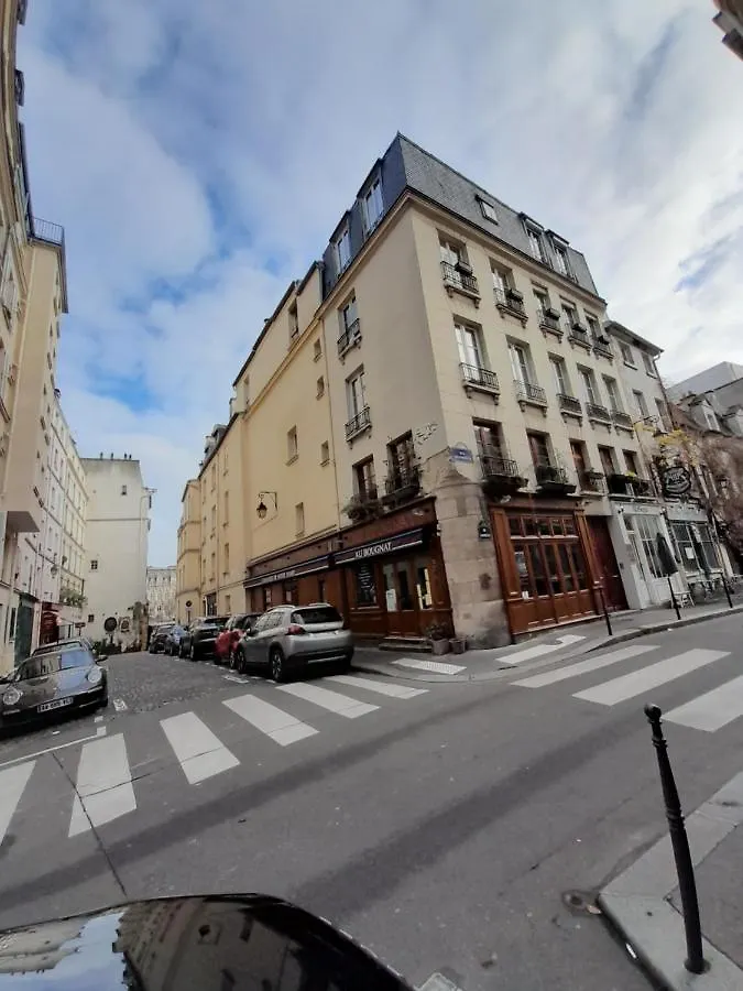 Apartamento Cosy 2 Pieces Typiquement Parisien A Notre-Dame 0*,  Francia